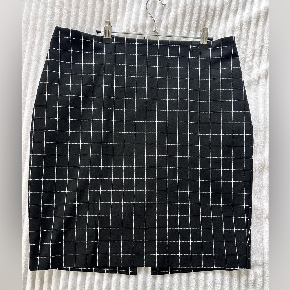 Express | Black Checkered Pencil Skirt